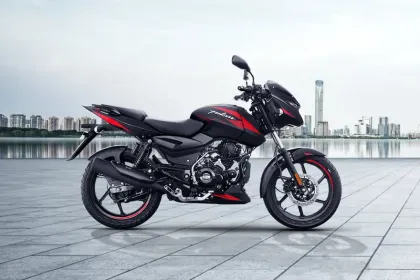 Bajaj Pulsar 125 Neon Single Seat