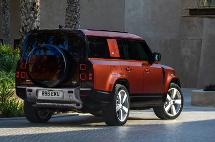 Land Rover Defender 130