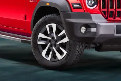 Mahindra Thar ROXX