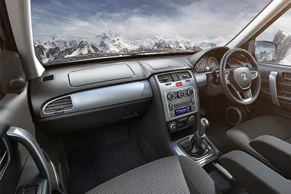 Tata Safari Smart