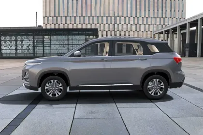 MG Hector Plus Smart 7 Str Diesel