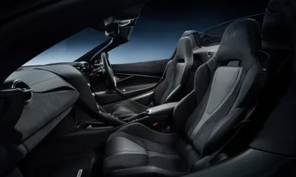 McLaren 720S Coupe