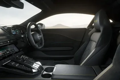 Aston Martin Vantage