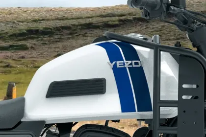 Yezdi Adventure Matte Slick Silver