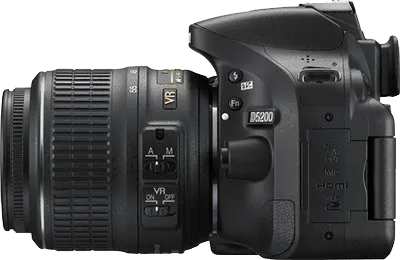 Nikon D5200 24.1MP Digital SLR (AF-S 18-55mm VR Kit Lens)