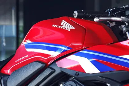 Honda CBR650R