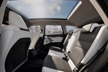 BMW X1 LWB