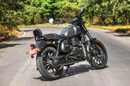 Yezdi Roadster Dark