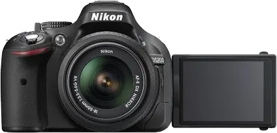 Nikon D5200 24.1MP Digital SLR (AF-S 18-55mm VR Kit Lens)