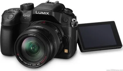 Panasonic Lumix DMC GH3 (with 12-35mm lens)