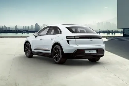 Porsche Macan EV