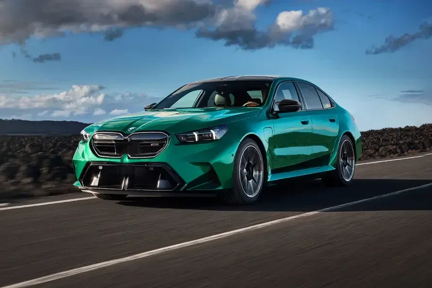 BMW M5 Price in India 2025, Full Specs & Review | Smartprix