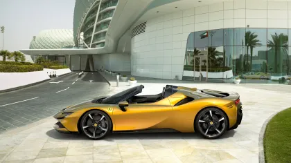Ferrari SF90