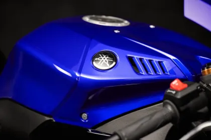 Yamaha YZF-R9