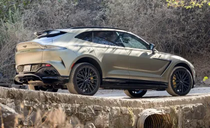Aston Martin DBX