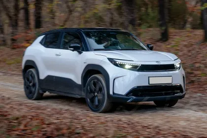 Toyota Urban Cruiser Ebella