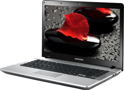 Samsung NP300E5V-A02IN Laptop (3rd Gen Ci3/ 2GB/ 500GB/ DOS)