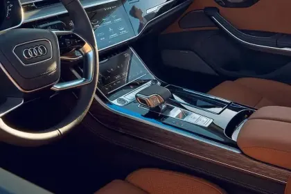 Audi A8 L