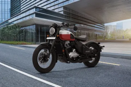 Jawa 42 Bobber
