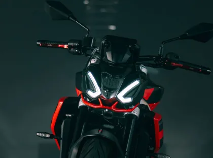 Aprilia Tuono 457