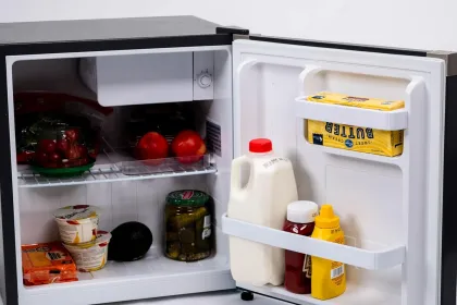 Frigidaire ‎EFR190 1.6 Cu Ft Single Door Mini Refrigerator