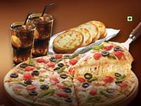 Pizza Hut Offer Coupons Offering Upto 50% OFF on Pizzas