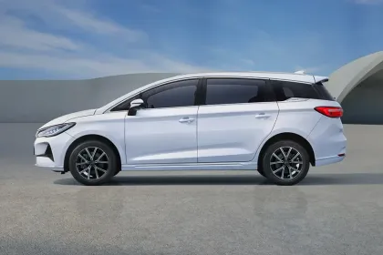 BYD eMAX 7 Superior 6 Str