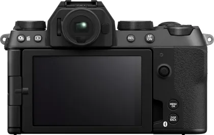 Fujifilm X-S20 Mirrorless Camera with 15-45mm Lens