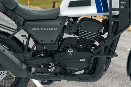 Yezdi Adventure Matte Slick Silver