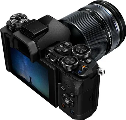 Olympus OM-D E-M5 Mark II 14 - 150mm DSLR Camera Price in