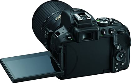 Nikon D5300 DSLR (AF-S 18-55mm VR Kit Lens)