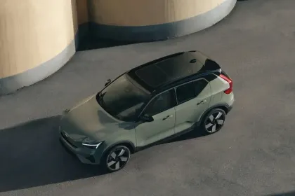 Volvo EX40