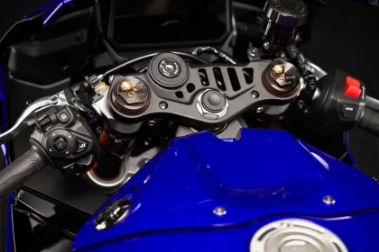 Yamaha YZF-R9