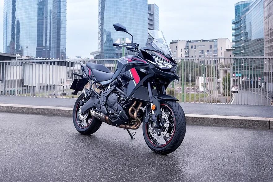Kawasaki Versys 650 Price in India 2025, Full Specs & Review Smartprix