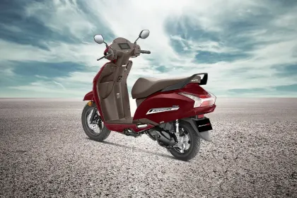 Honda Activa 125 (25 Year Anniversary Edition)