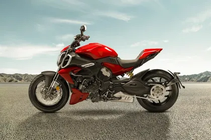 Ducati Diavel V4