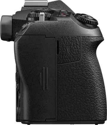 Olympus OMD-EM1-Mark II Mirrorless Camera 12-40mm F/2.8 PRO Lens