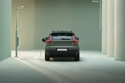 Volvo EX40
