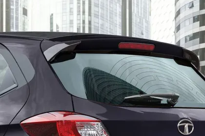 Tata Tiago XE