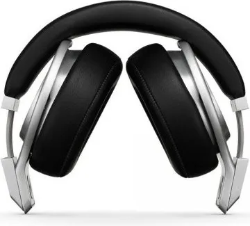 Beats by Dr.Dre Pro Wired Headphones (Over the Head)