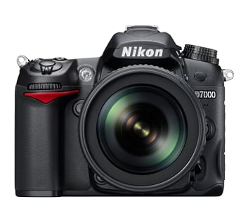 Nikon D7000 Digital SLR Camera + 4 Lens Kit: 18-55mm VR + 70-300mm +32GB Kit