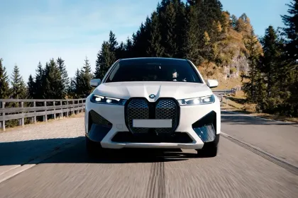BMW iX xDrive50