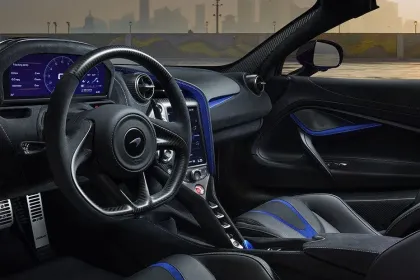 McLaren 720S Coupe