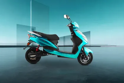 Kinetic Green Zoom