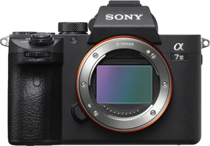 Sony a7 III Mirrorless Camera with 24-105mm Lens F/4 G Master Lens