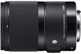 Sigma 70mm f/2.8 DG Macro Art Lens