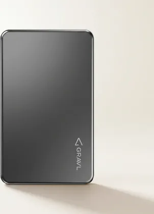 Gravl Qi Surface 10000 mAh Power Bank - image 3