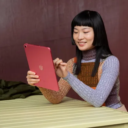 Apple iPad 10th Gen Tablet (Cellular)