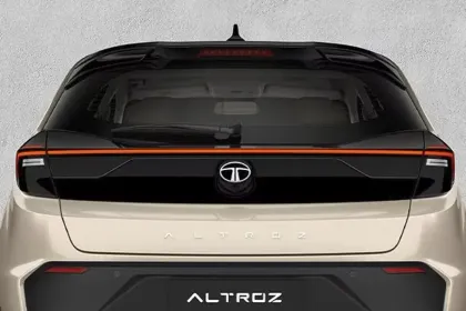 Tata Altroz Smart