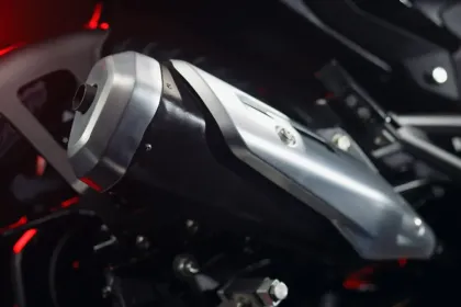 Bajaj Pulsar 125 Split Seat (2026)